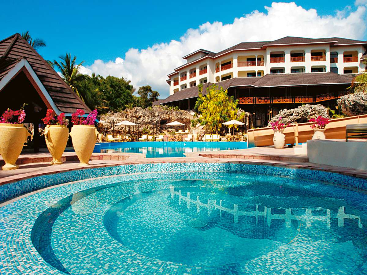 Diani Reef Beach Resort & Spa